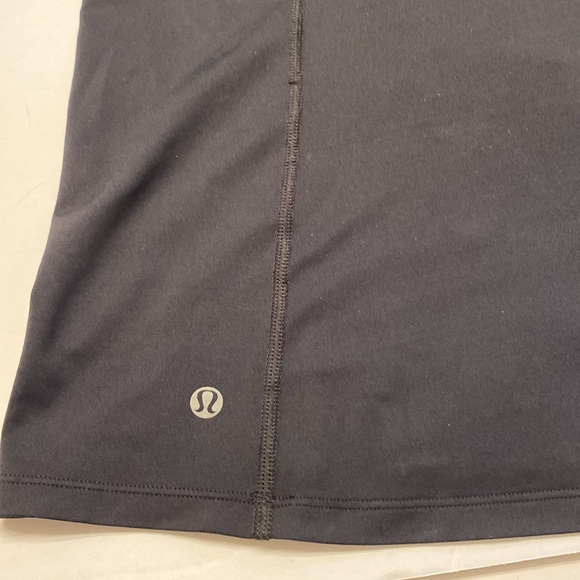 Lululemon Women’s half- zipped, Black pullover, Size:10, glow in the dark - Picture 9 of 15